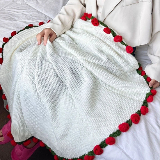1pcs Rose Blanket Bouquet With Gift Bag Crochet Handmade Blanket of Roses Birthday Valentine&